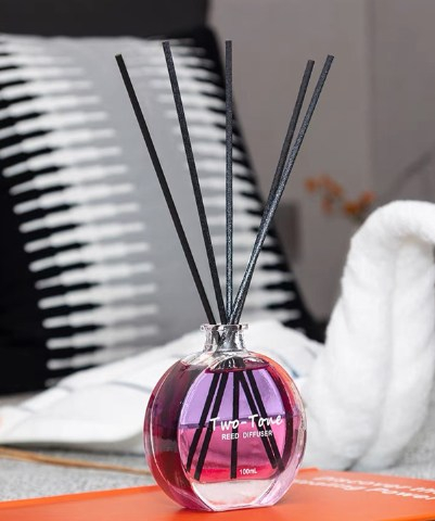 Featured Layered Gradient Reed Aromatherapy Diffuser Gift